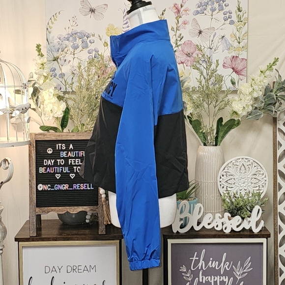 JUICY COUTURE | HIGH MOCK NECK CROPPED PULLOVER - NWOT! - Picture 6 of 10